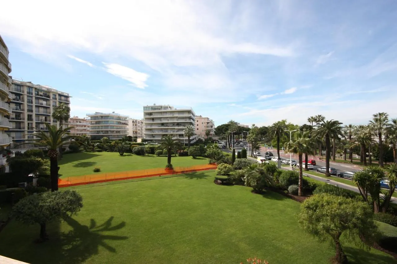 Immogroom- Apartment - Luxurious - Sea View -La Croisette Cannes 0*,  France